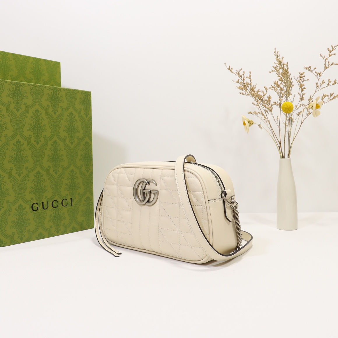 GUCCI GG Marmont Chain Shoulder Bag