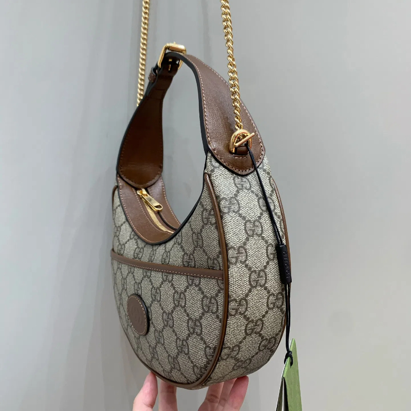 [TOP] Gucci Half-moon-shaped Mini Bag