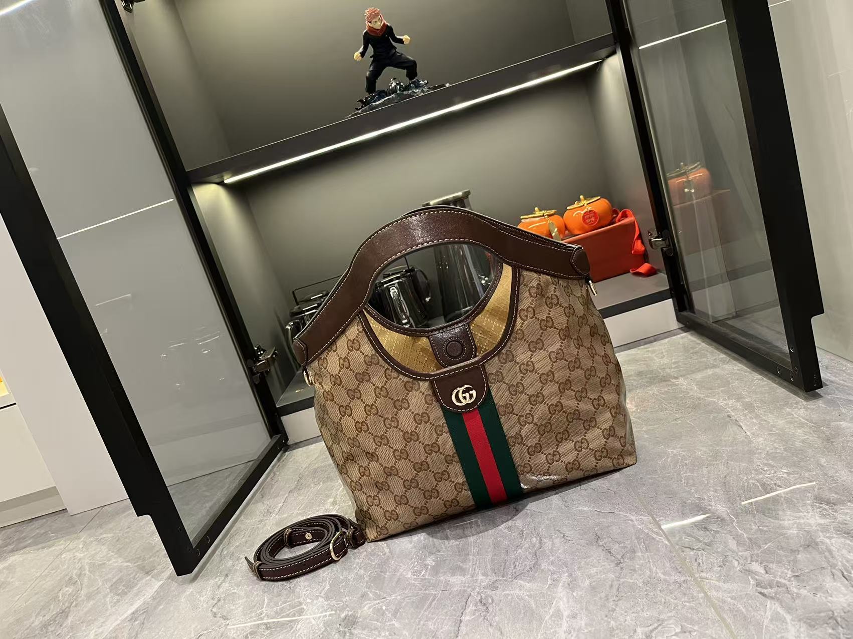 Gucci Giglio Small tote bag varnished GG fabric - Bag