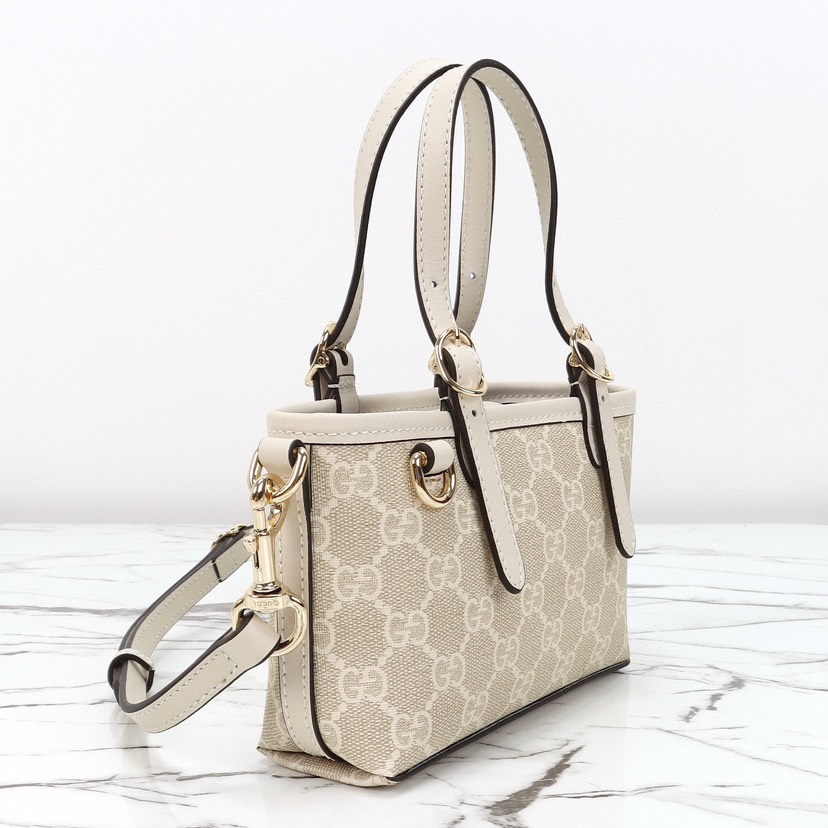 Gucci GG Emblem mini bag- White