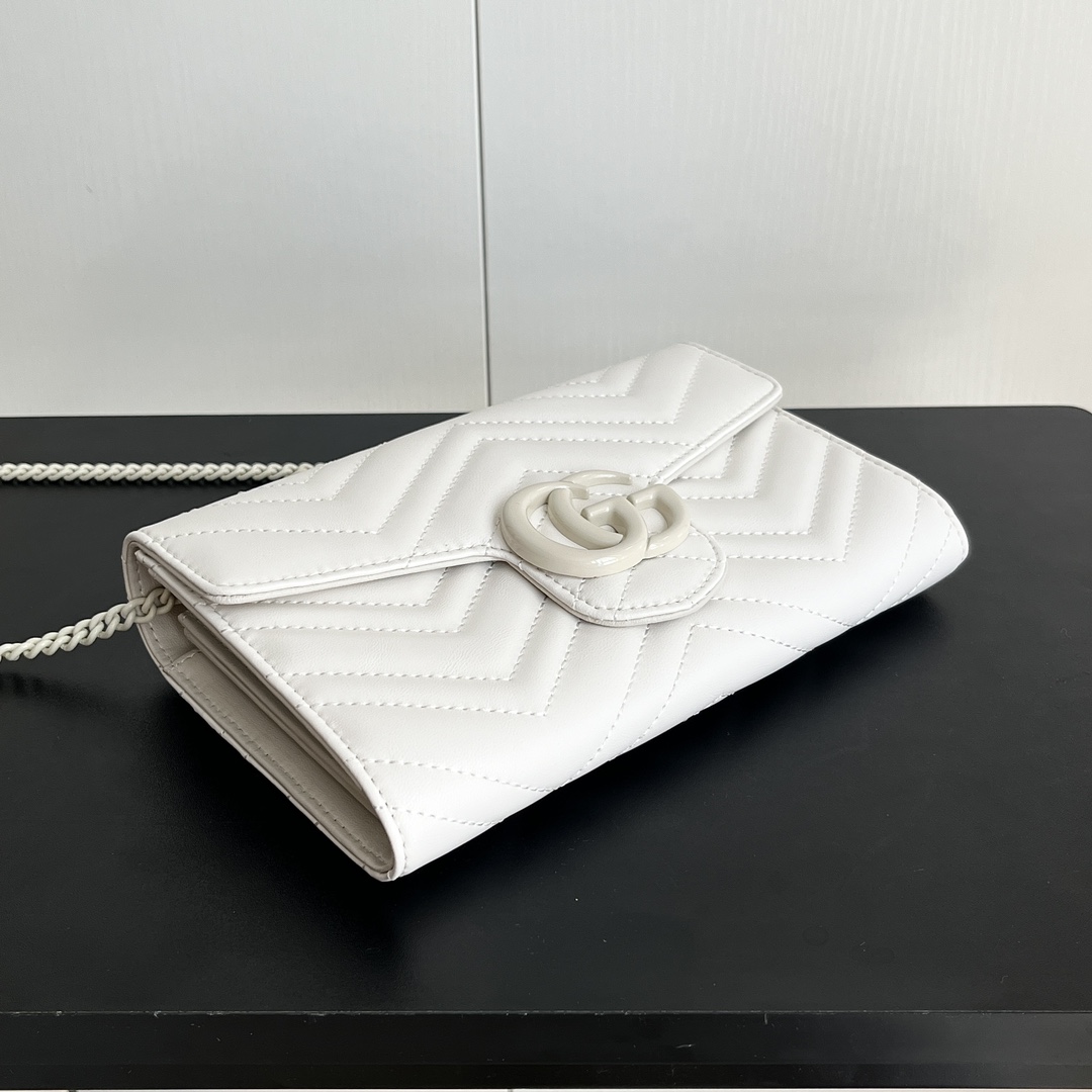 Gucci Marmont Chain Wallet - White Wallet