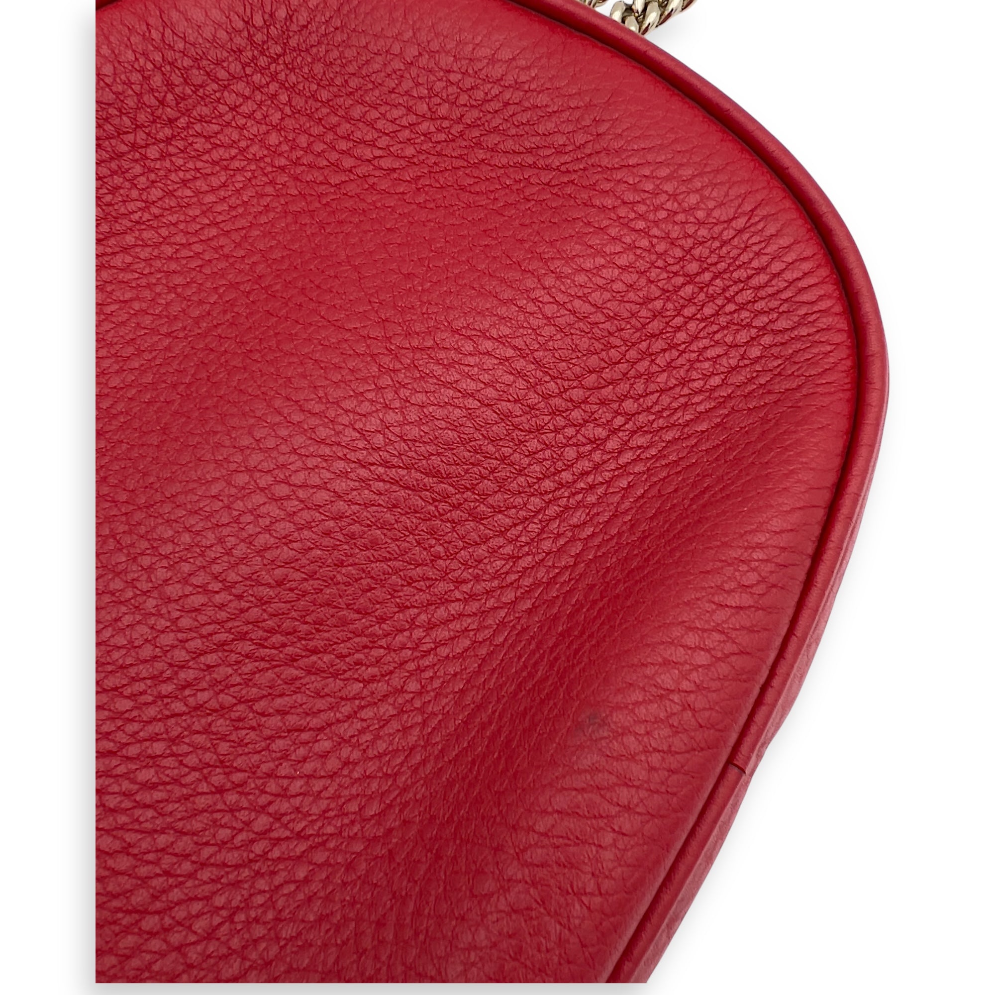 Soho Crossbody Bag Red in Calfskin, Gold hardware