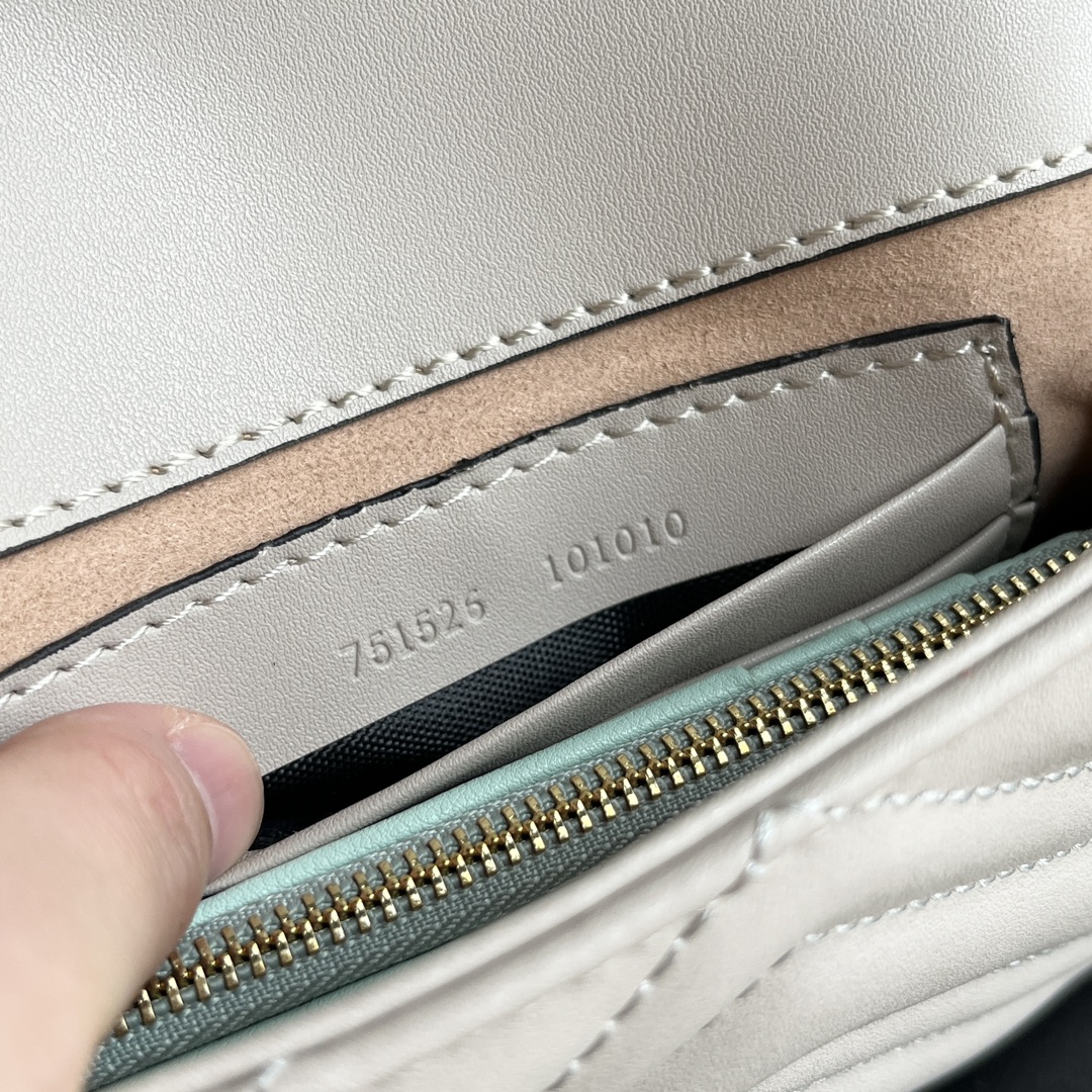 Gucci GG Marmont matelassé leather super mini bag