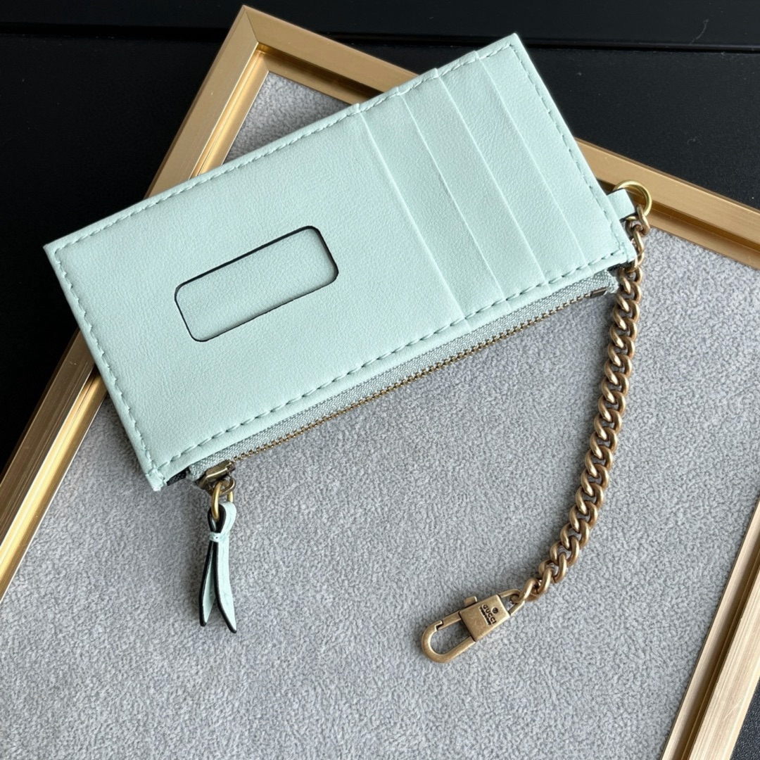 Gucci GG Marmont matelassé leather super mini bag