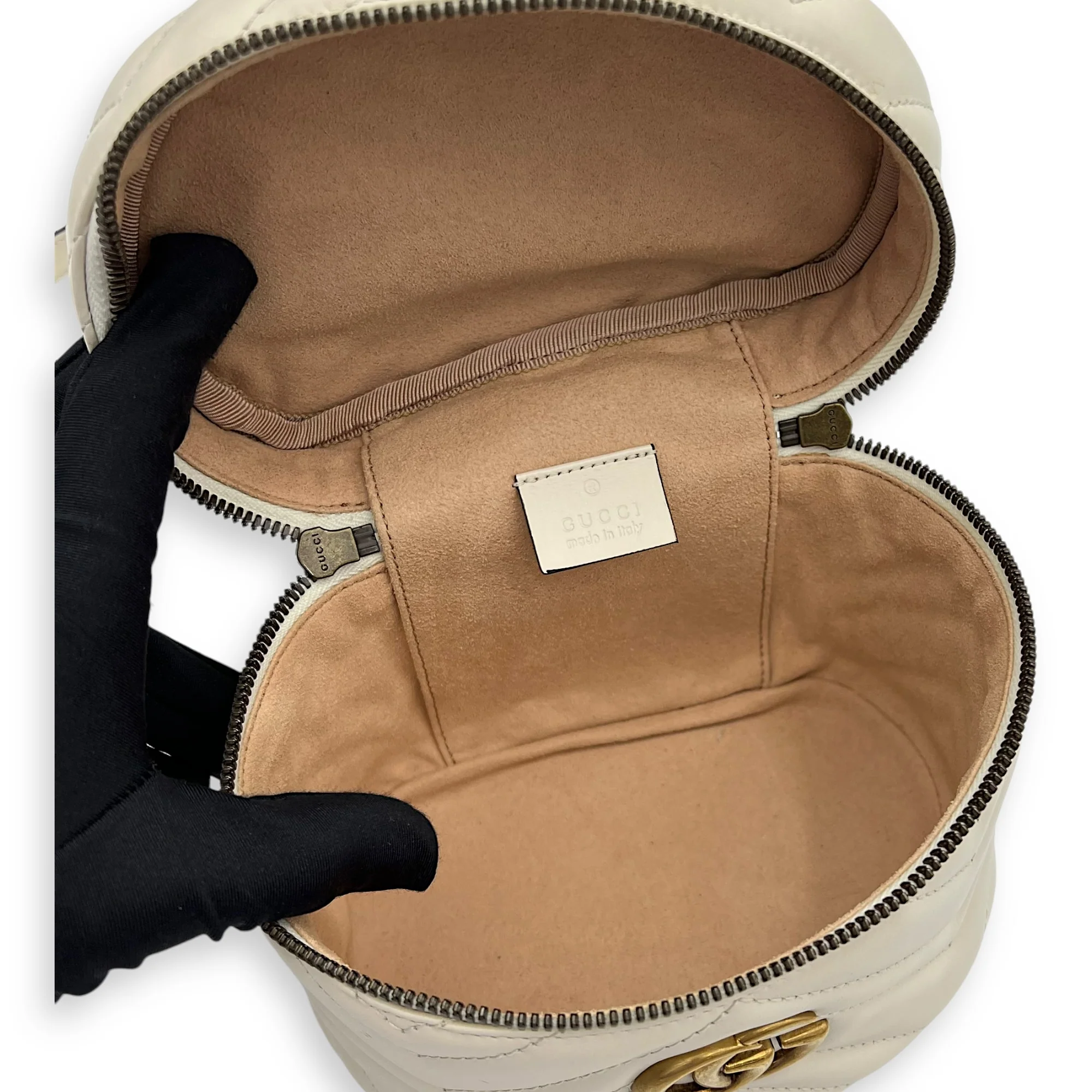 GG Marmont Backpack White in Calfskin, Gold hardware