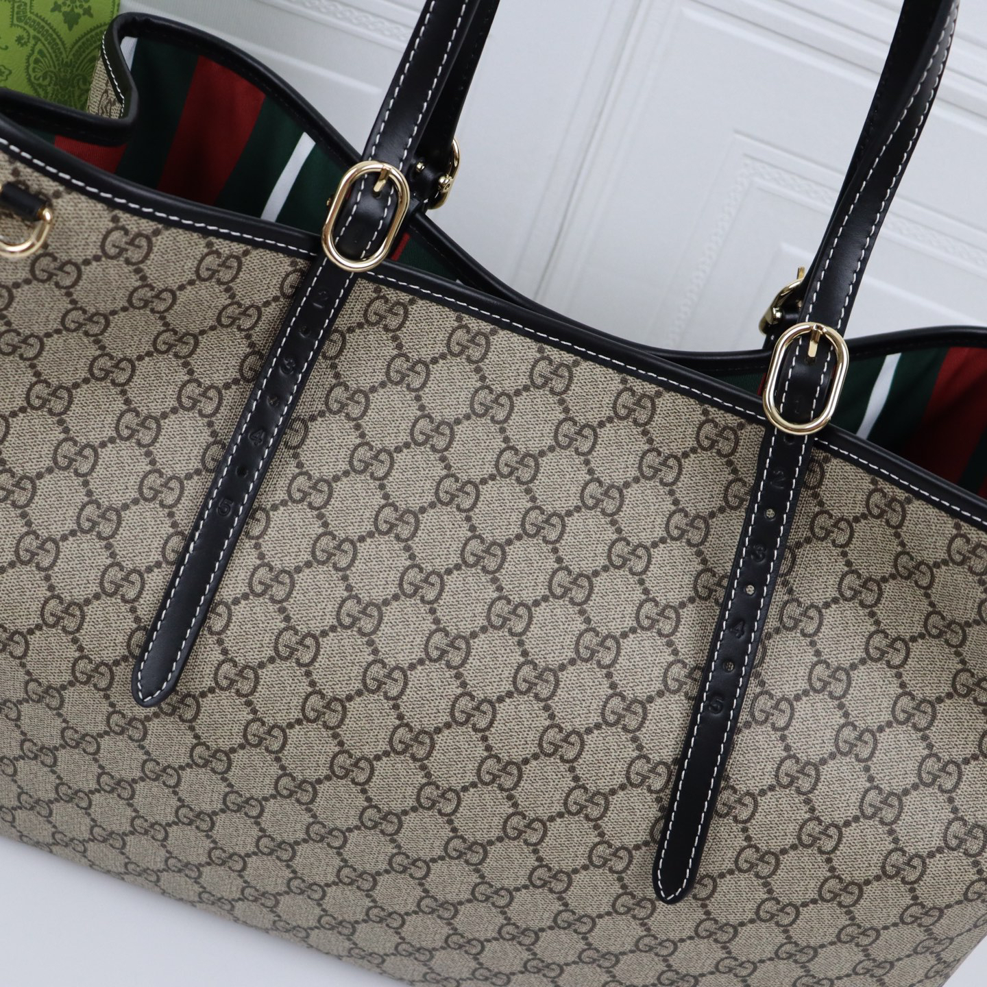 Gucci GG Emblem Maxi Black tote bag