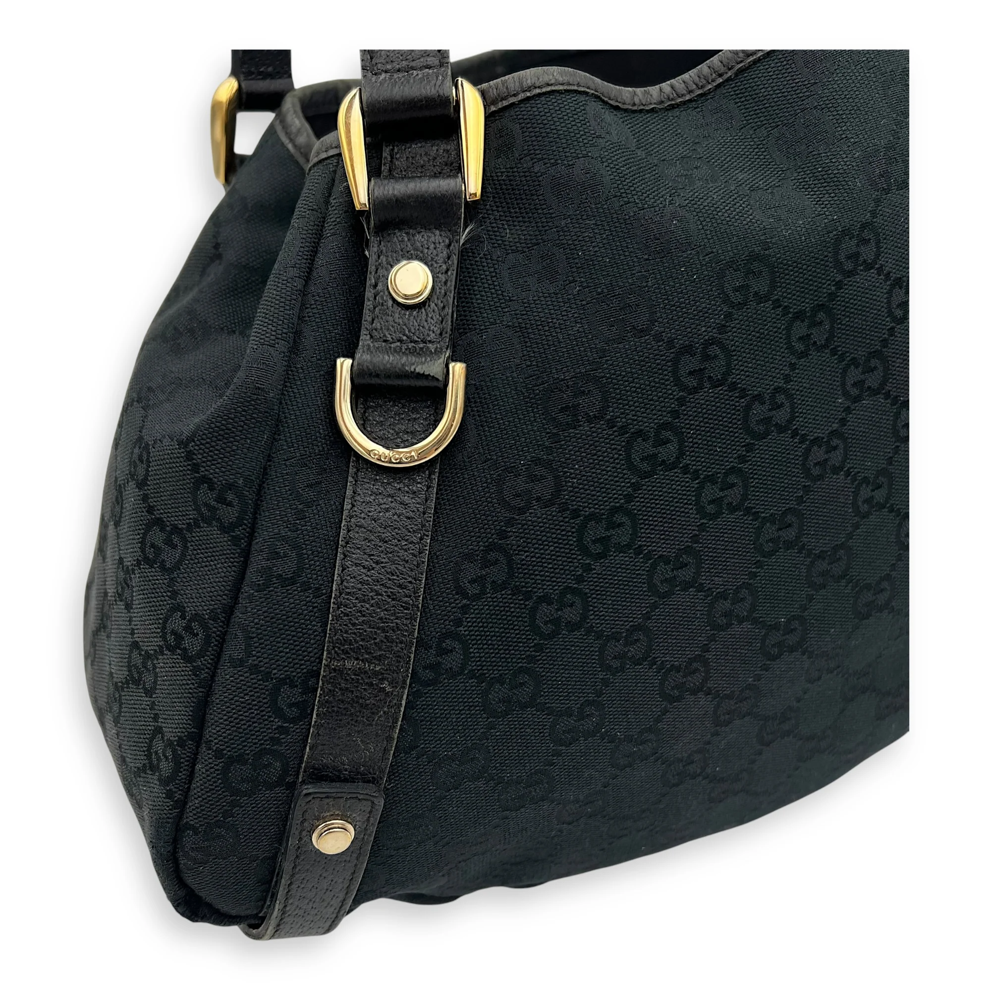 GG Shoulder Bag Black in Canvas, Gold hardware