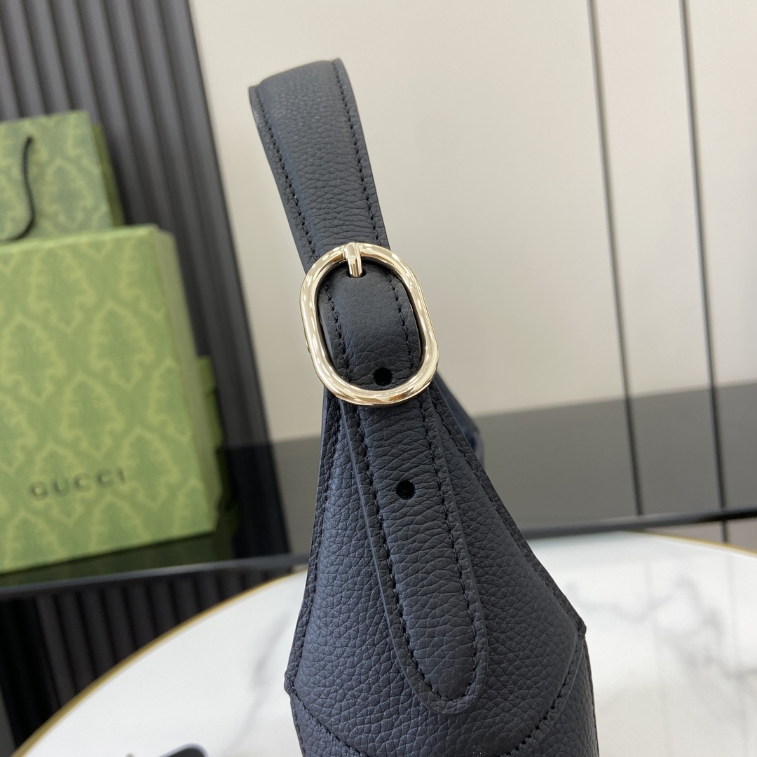 [TOP] Gucci Jackie 1961 small shoulder bag in black leather