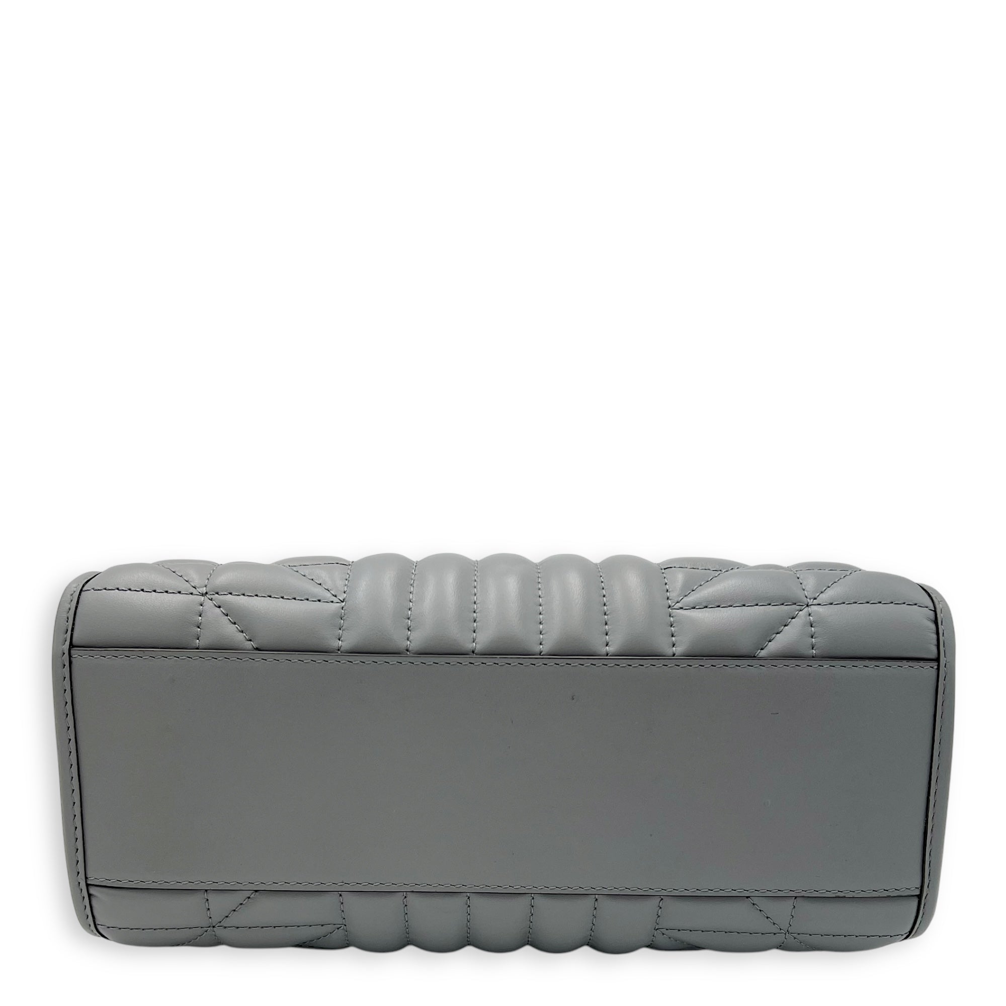GG Marmont Tote Bag Grey in Calfskin, Ruthenium hardware