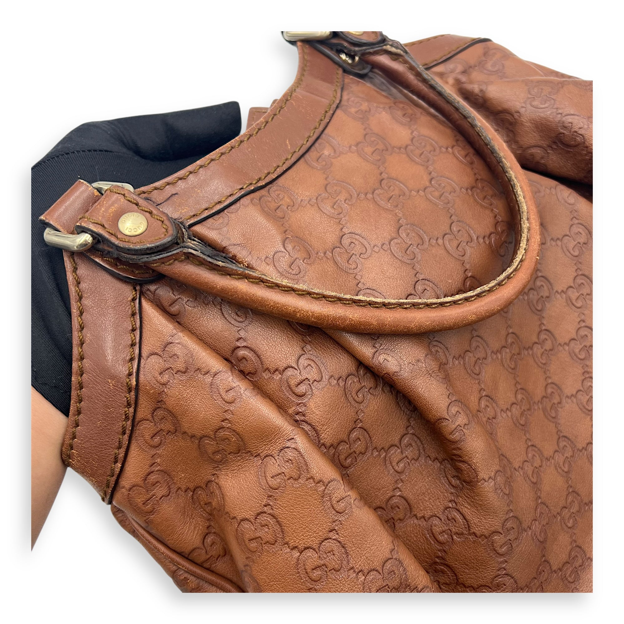 Shukey Shoulder Bag Brown in Calfskin, Gold hardware