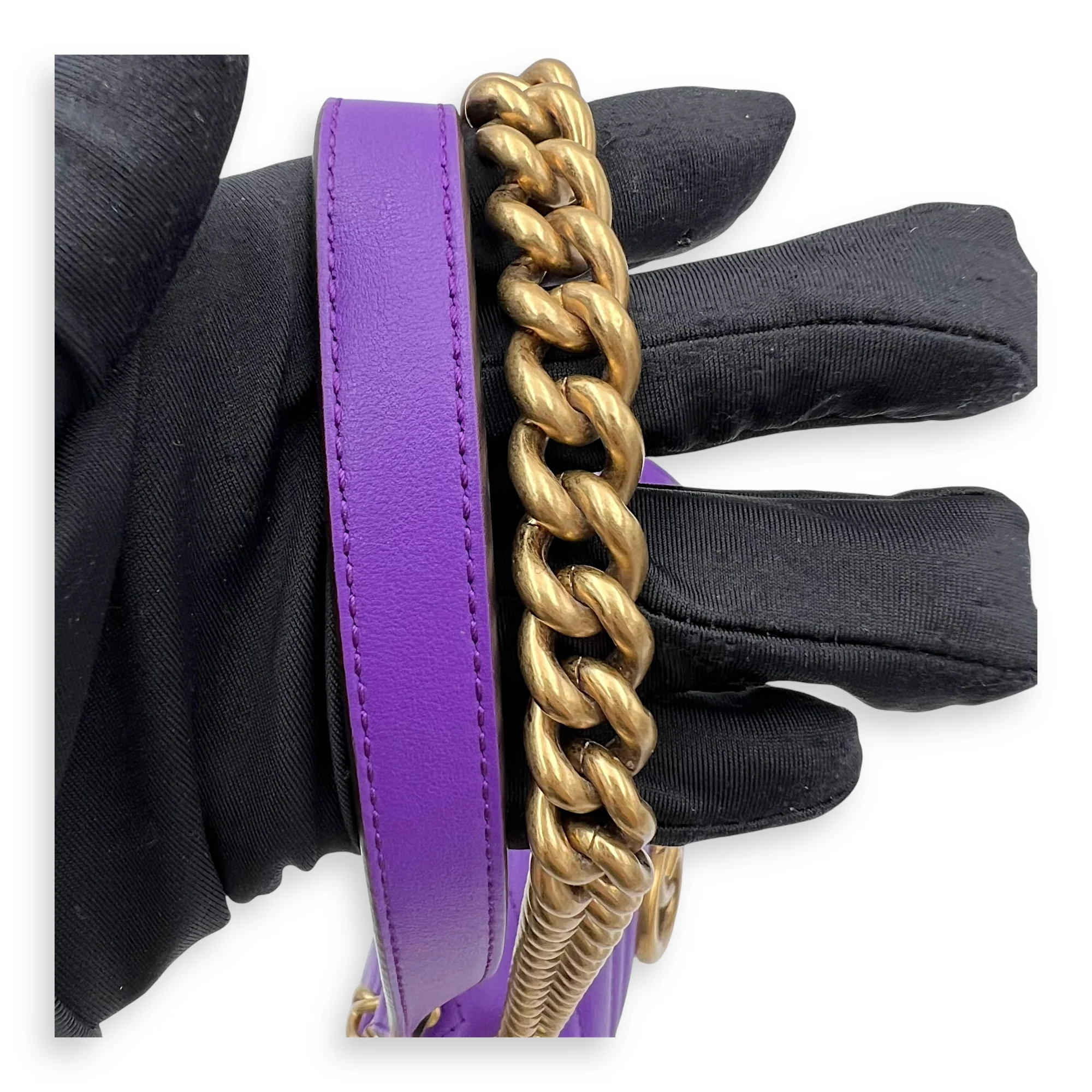 GG Marmont Mini Purple Shoulder Bag in Calfskin, Gold hardware