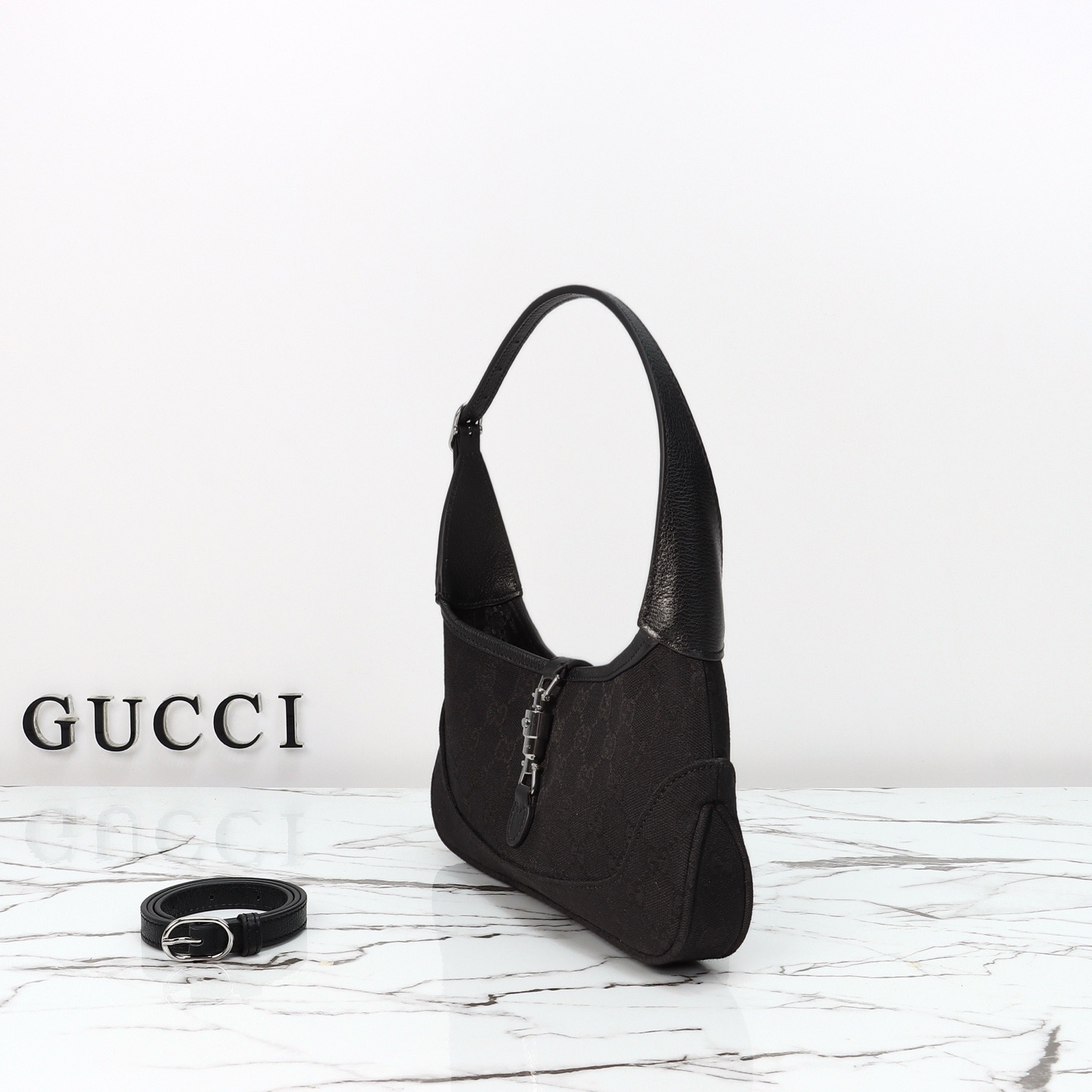 Gucci Jackie Slim small shoulder bag Black GG canvas - Bag