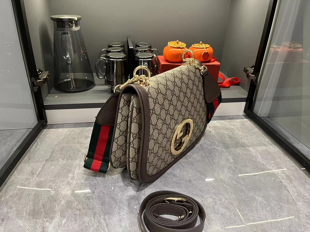 Gucci Blondie Monogram Medium top handle bag