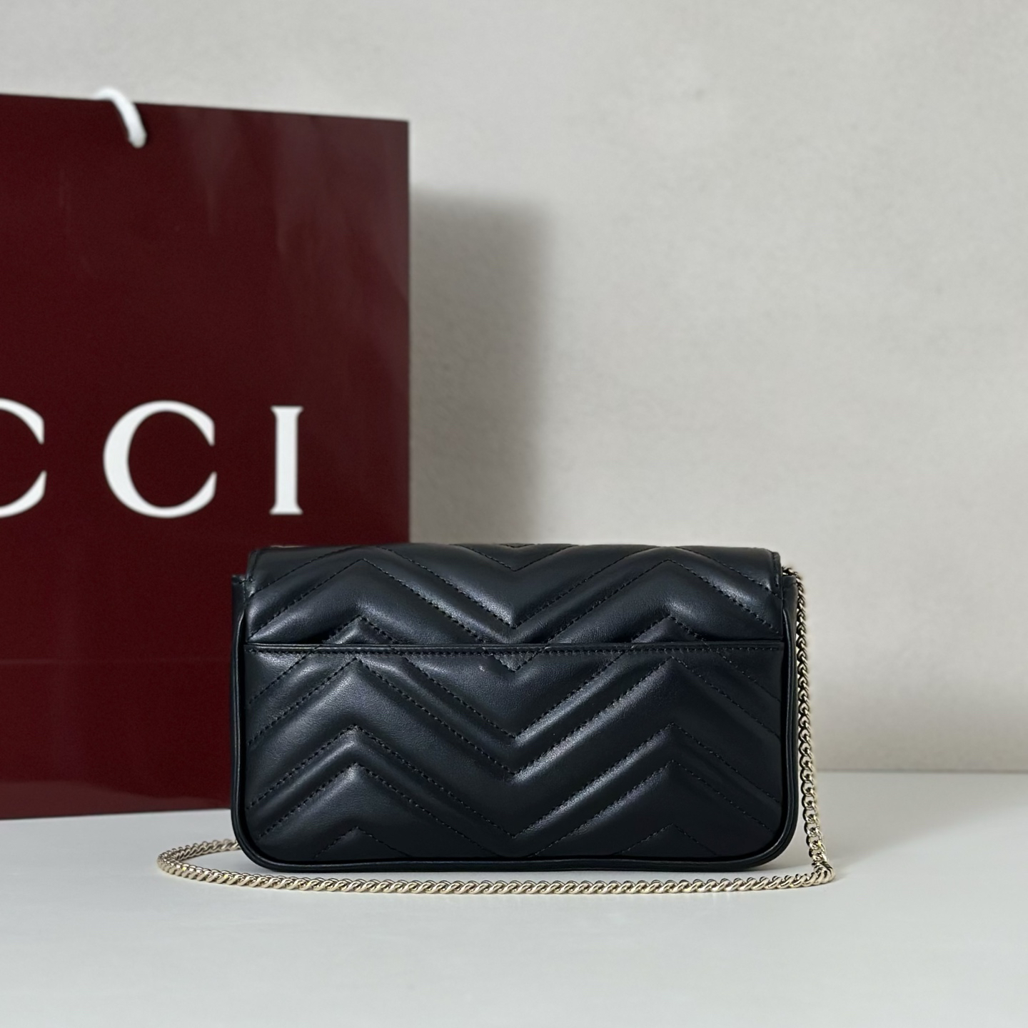 Gucci GG Marmont Black Matelassé Chevron Leather Small Shoulder Bag