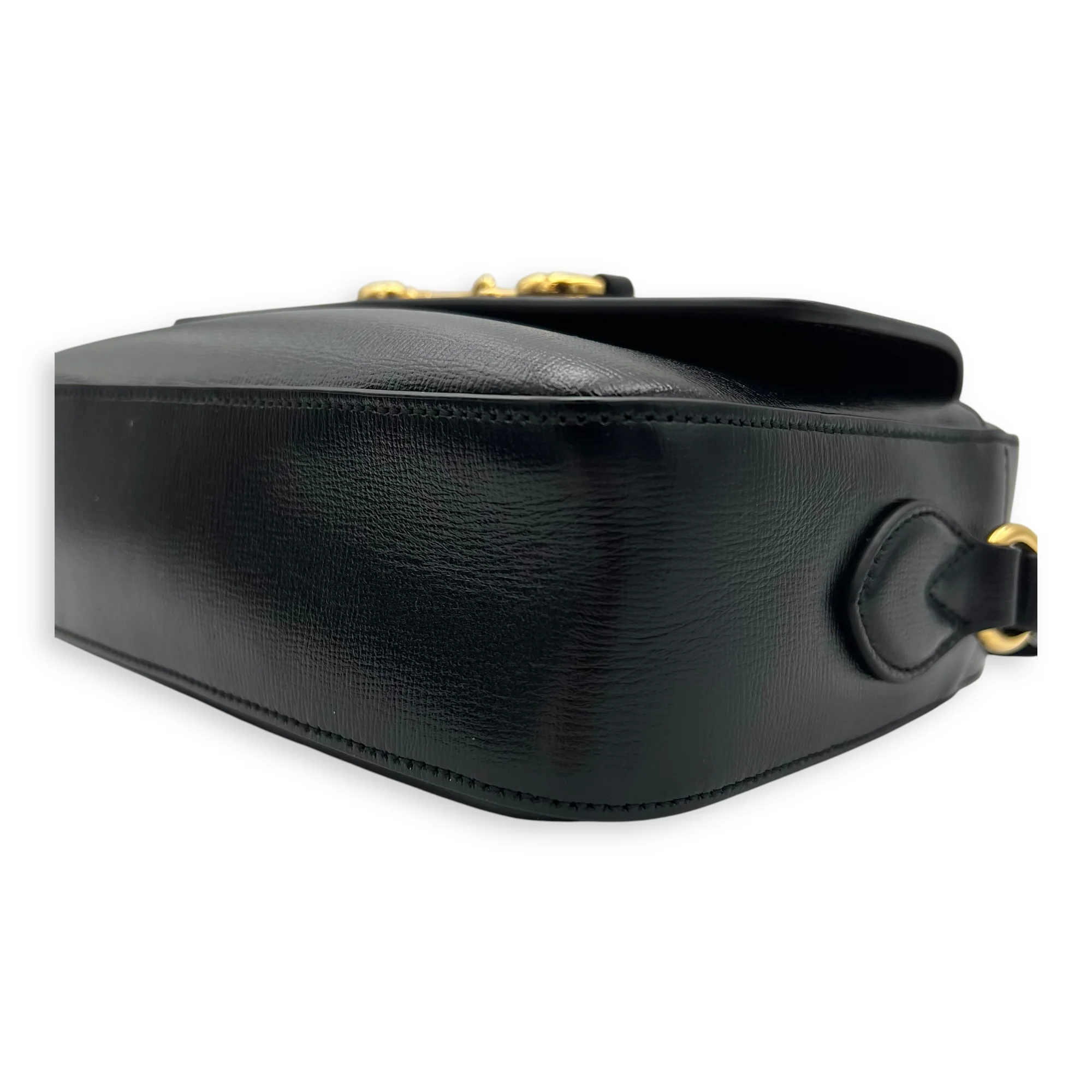 Horsebit 1955 Shoulder Bag Black in Calfskin, Gold hardware