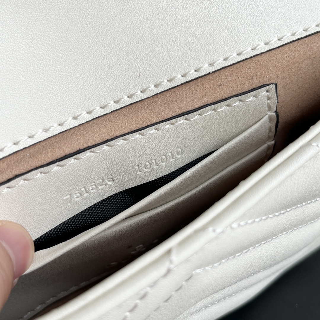 Gucci GG Marmont matelassé leather super mini bag