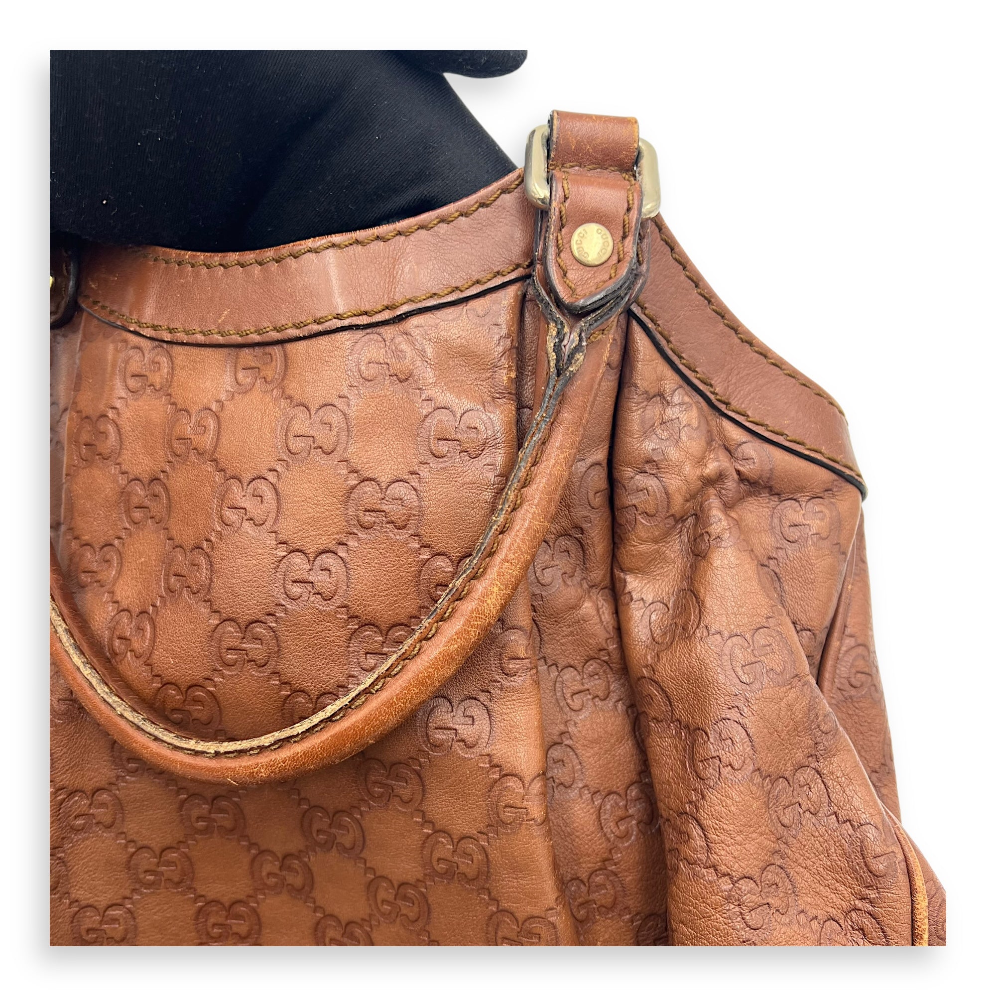 Shukey Shoulder Bag Brown in Calfskin, Gold hardware