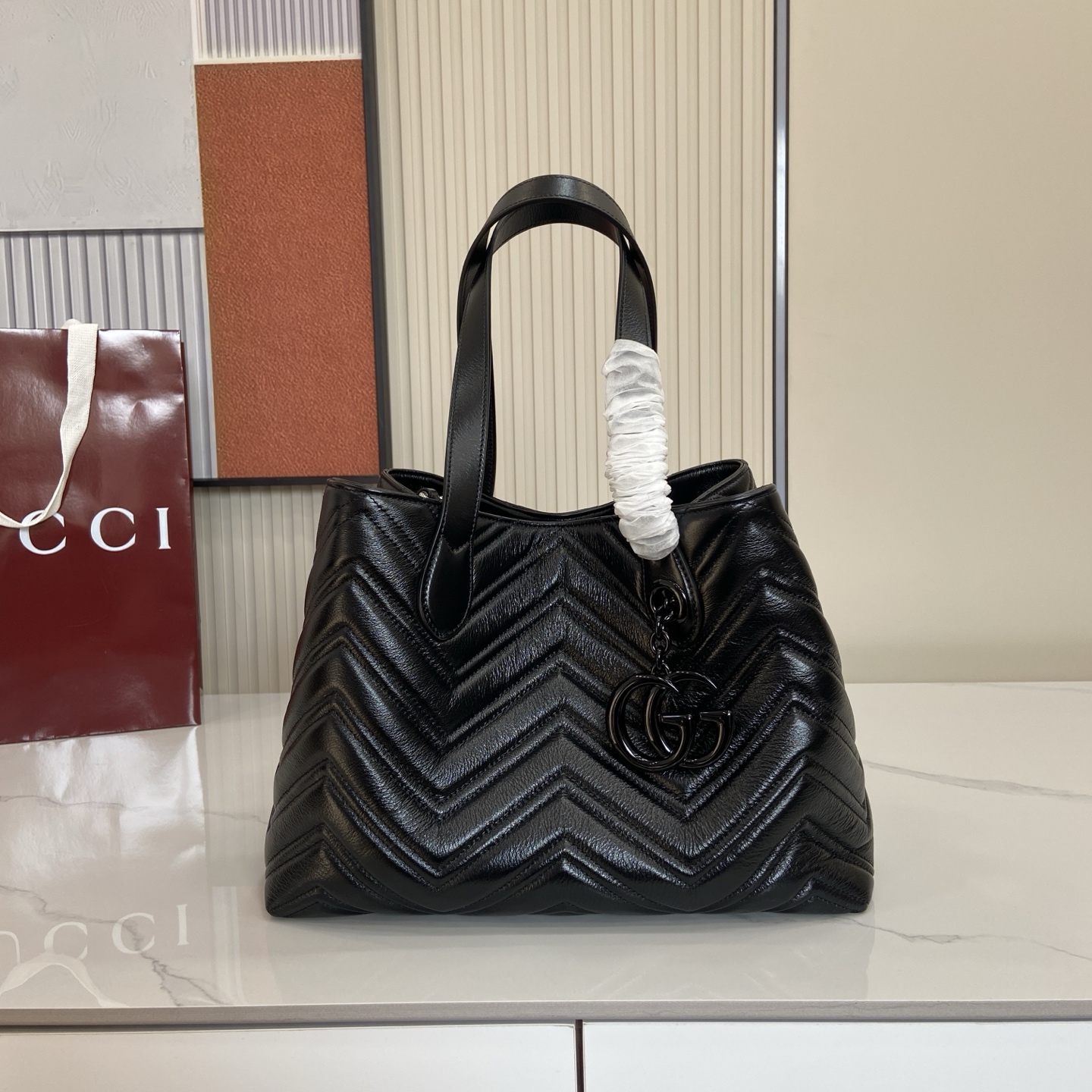 Gucci GG Marmont Medium tote bag Black - Bag