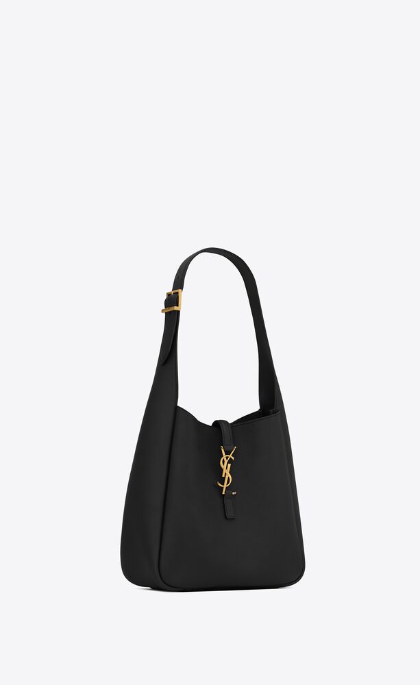 LE 5 À 7 SUPPLE SMALL IN GRAINED LEATHER