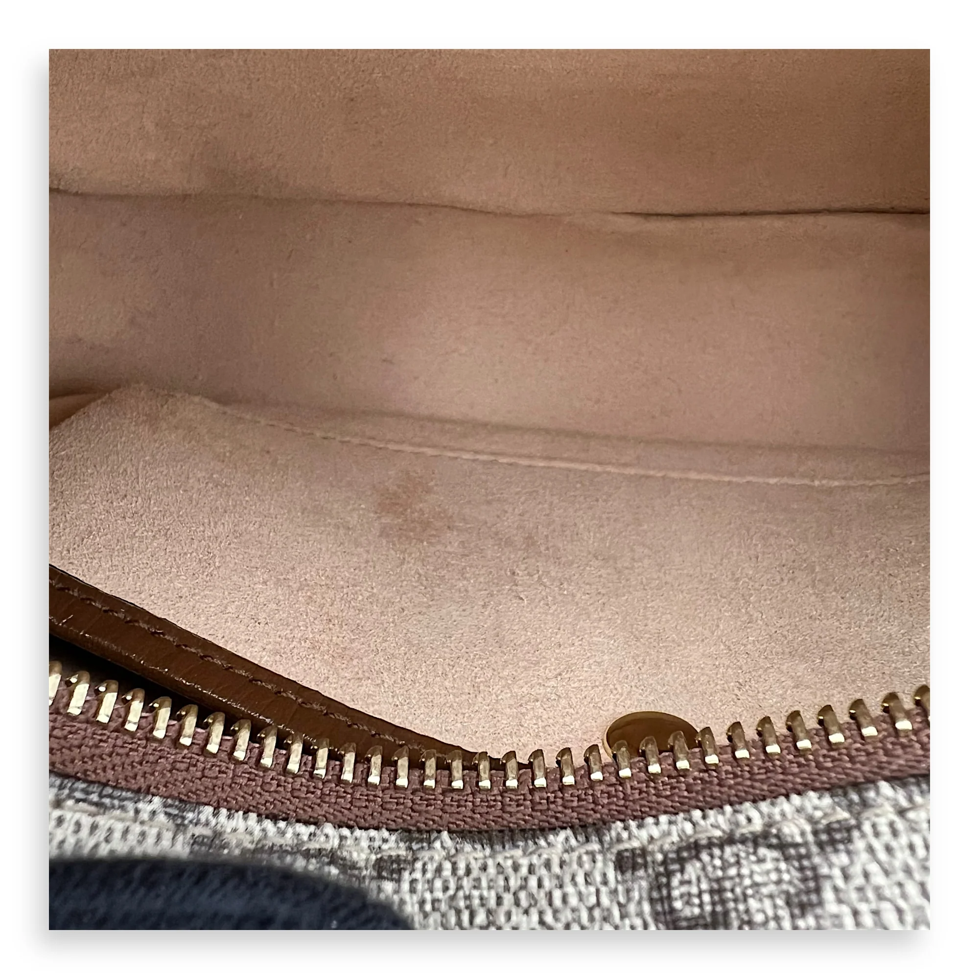 GG Supreme Interlocking Brown Messenger in Coated Canvas, Gold hardware