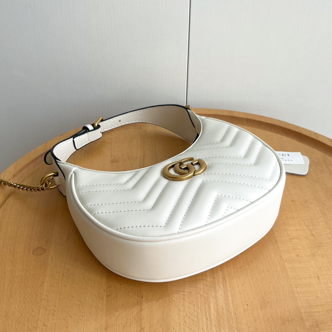 Gucci GG Marmont Small shoulder Bag White - Bag