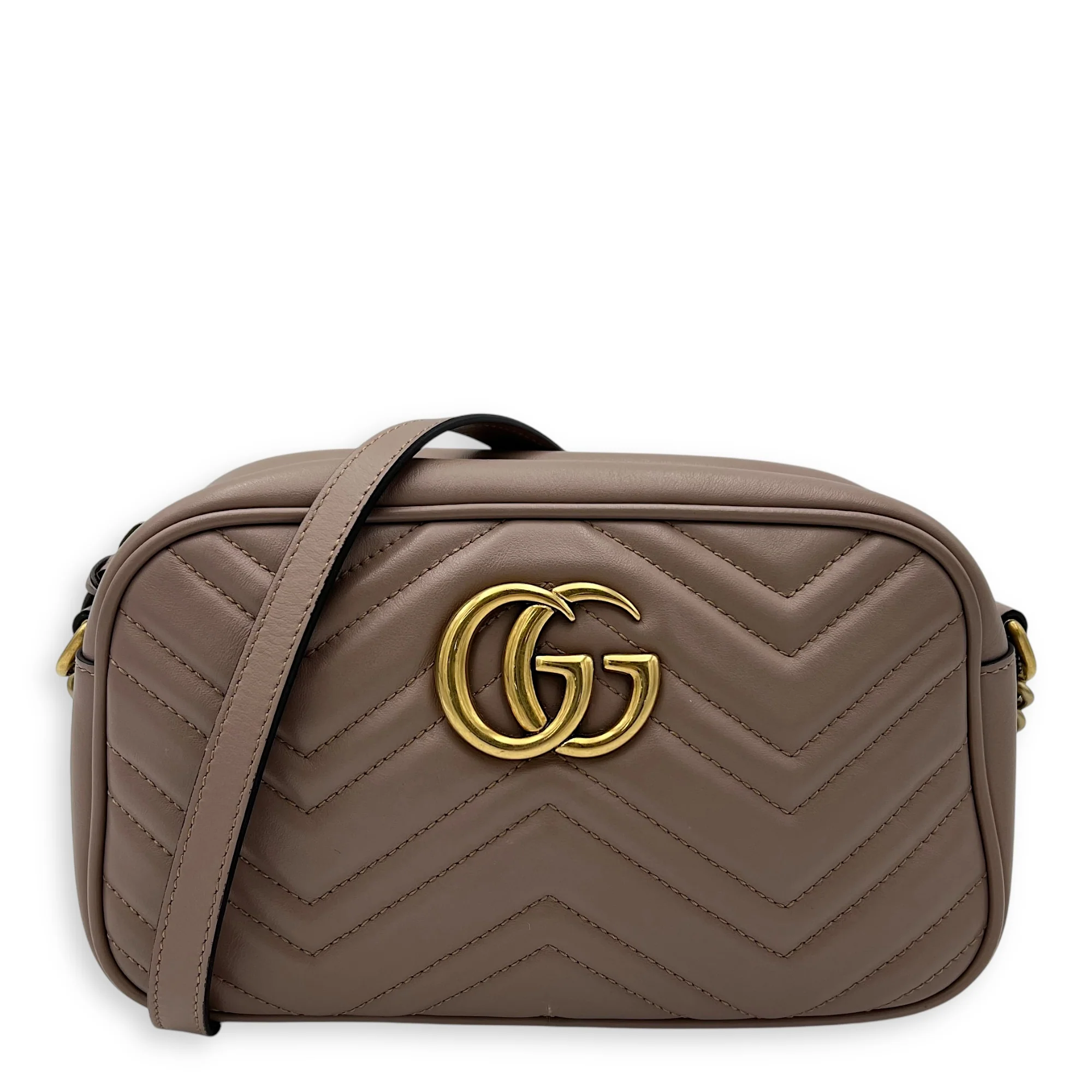 GG Marmont Crossbody Bag Medium Pink in Calfskin, Gold hardware