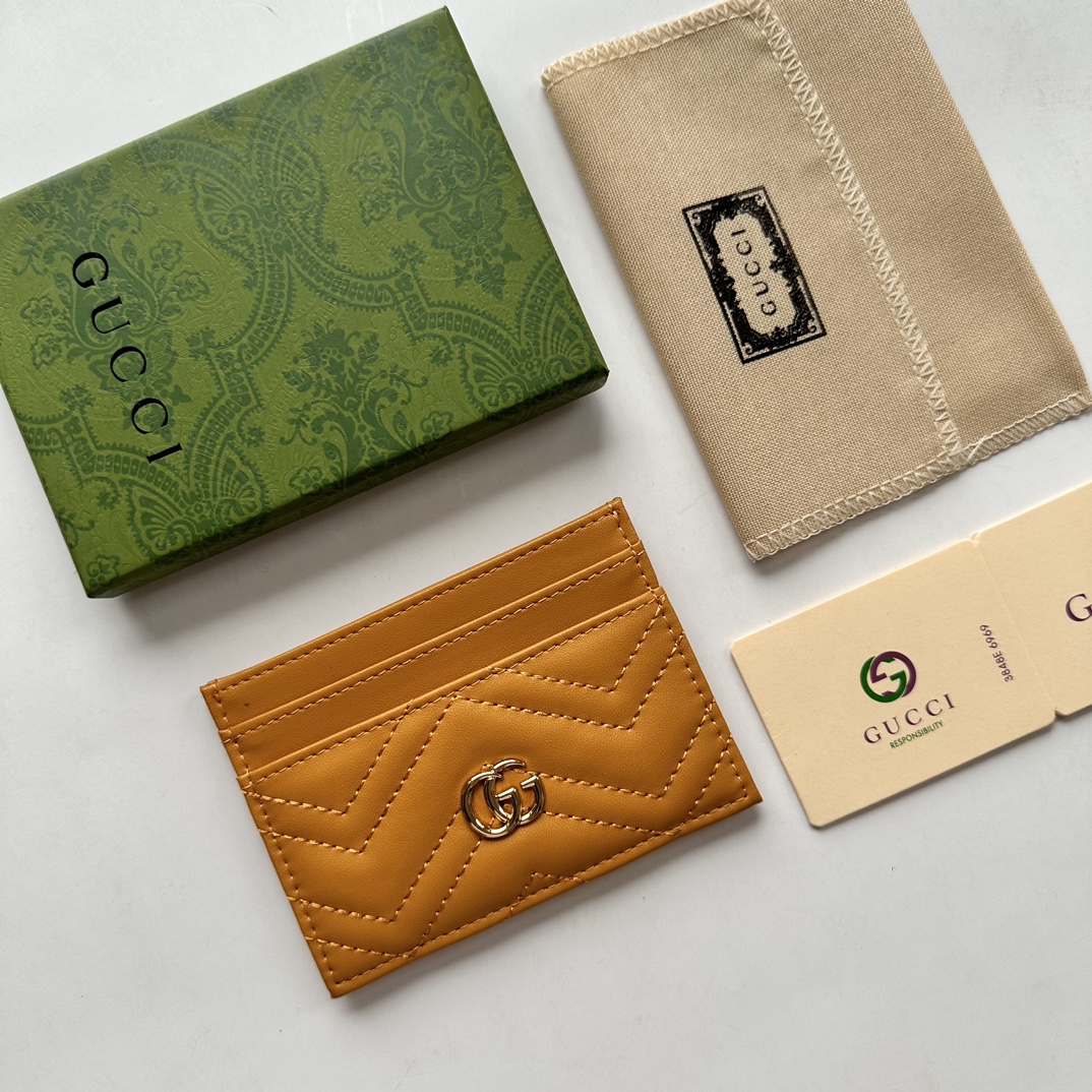 Gucci GG Marmont card case yellow leather-wallet