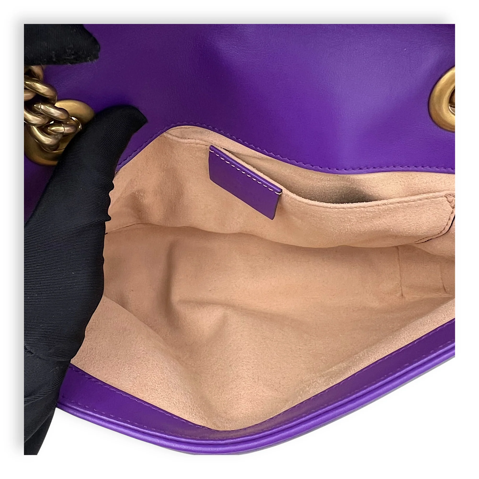 GG Marmont Mini Purple Shoulder Bag in Calfskin, Gold hardware
