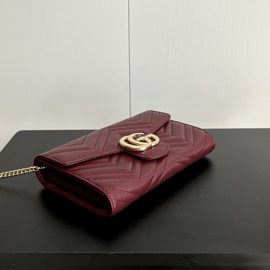 Gucci Marmont Chain Wallet - Red Wallet