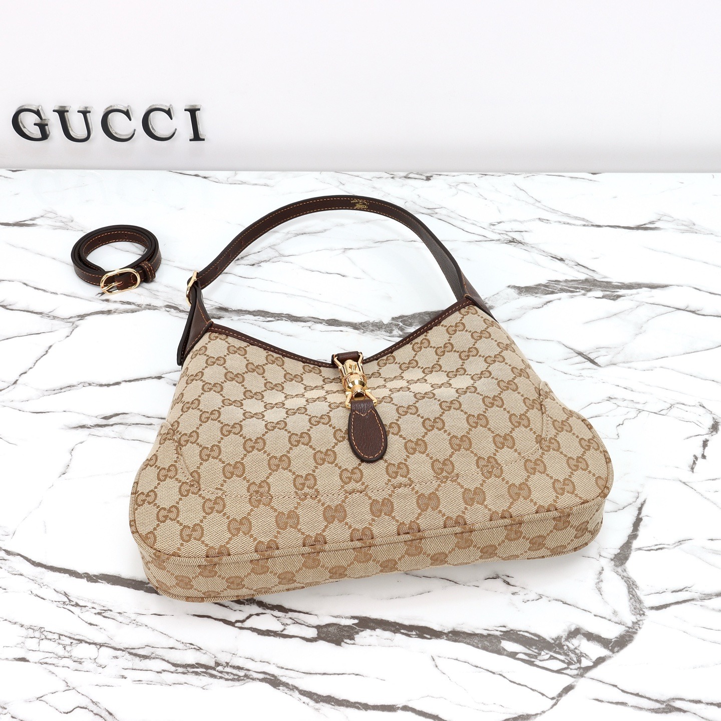Gucci Jackie 1961 medium shoulder bag Sand and dark brown GG canvas - Bag