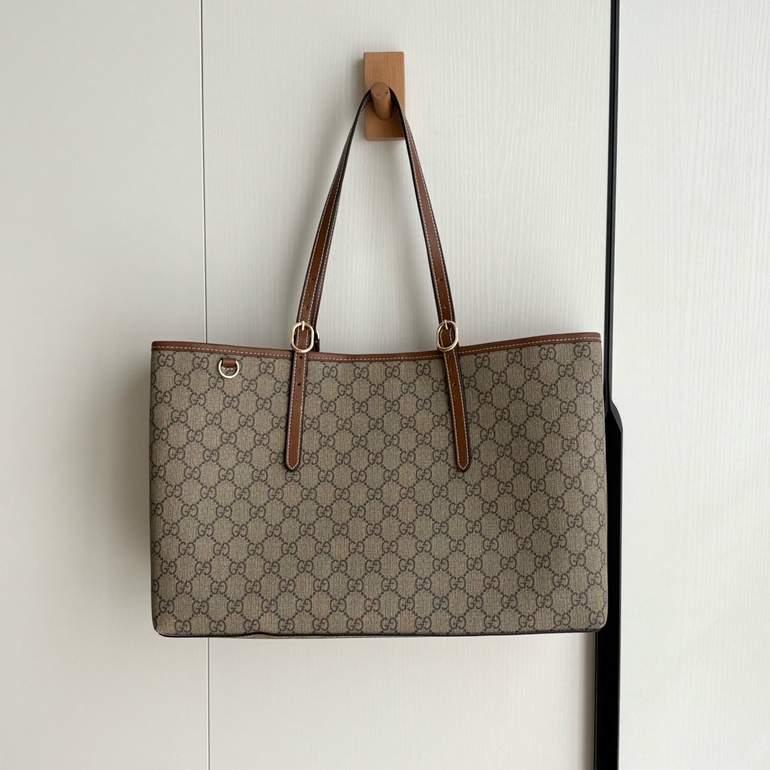 Gucci GG Emblem Large brown tote bag