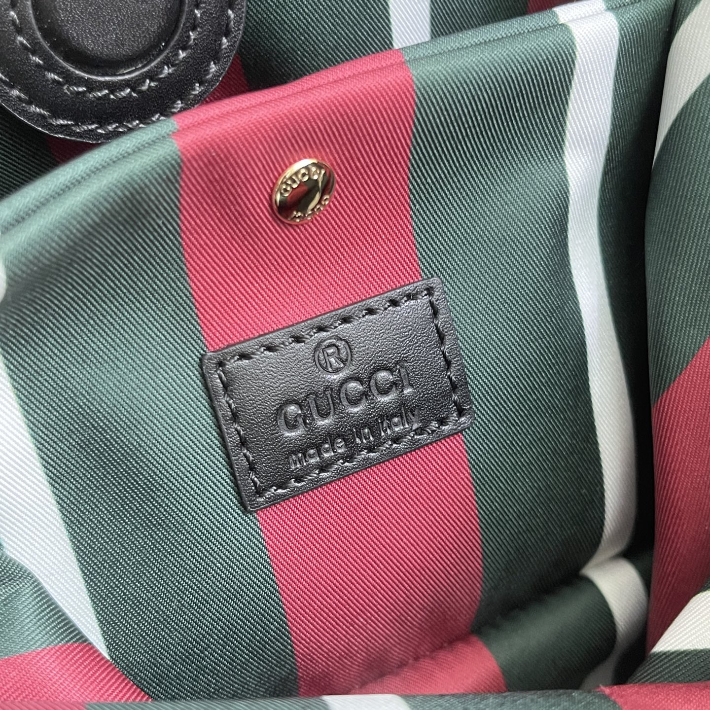 [TOP]Gucci GG Emblem Bucket Bag - Black