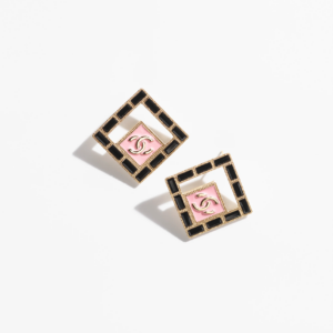 STUD EARRINGS