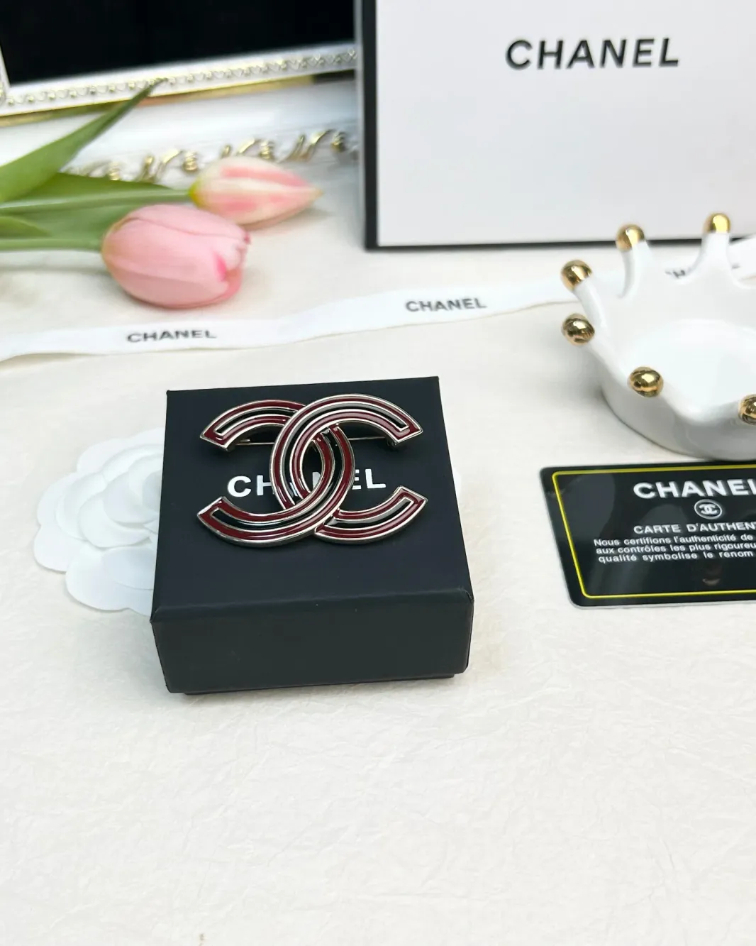 High quality CC brooch