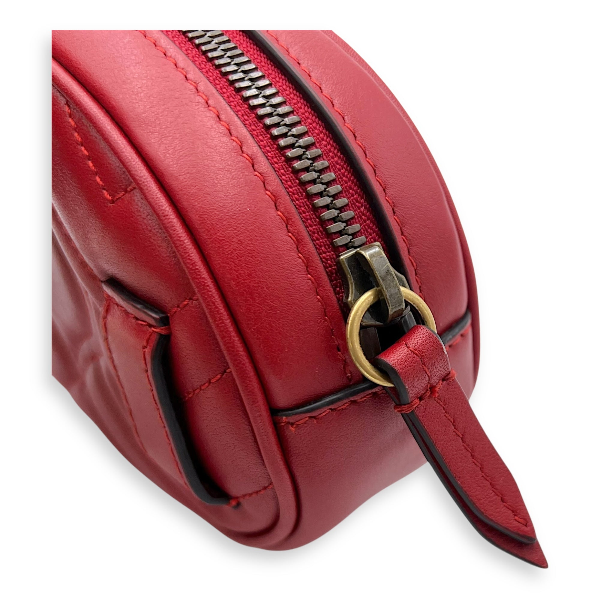 GG Marmont Belt Bag Red in Calfskin, Gold hardware