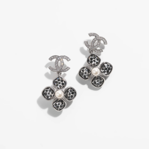PENDANT EARRINGS
