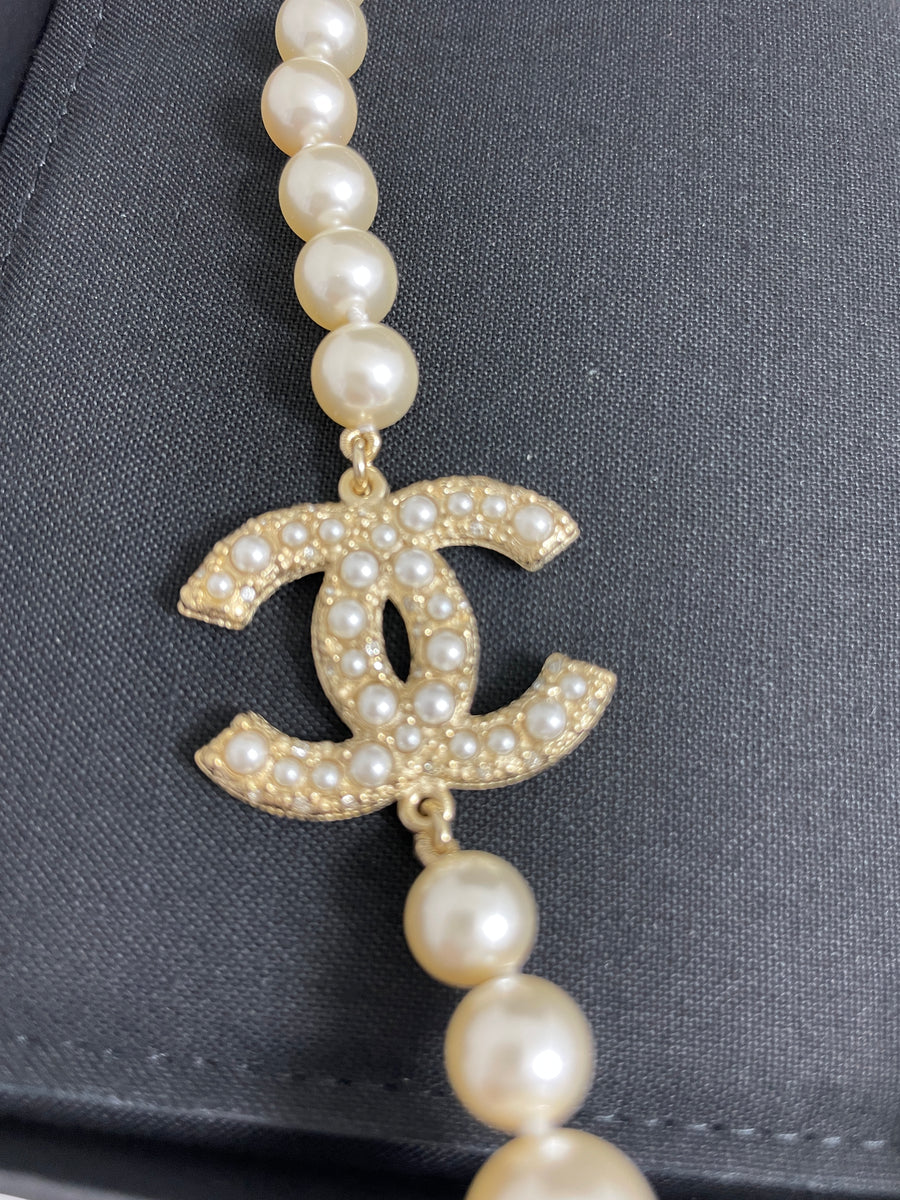 CC Pearl Choker Necklace