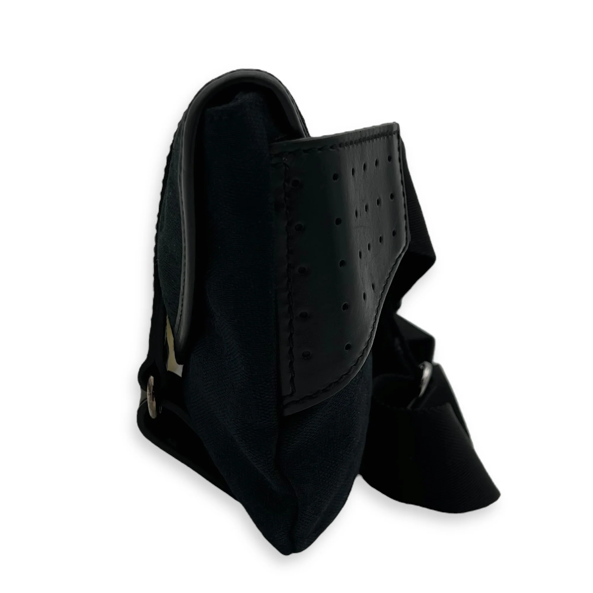 GG Belt Bag Black in Canvas, Silver hardware