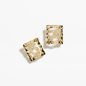 STUD EARRINGS