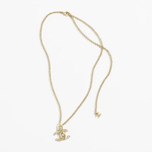 PENDANT NECKLACE