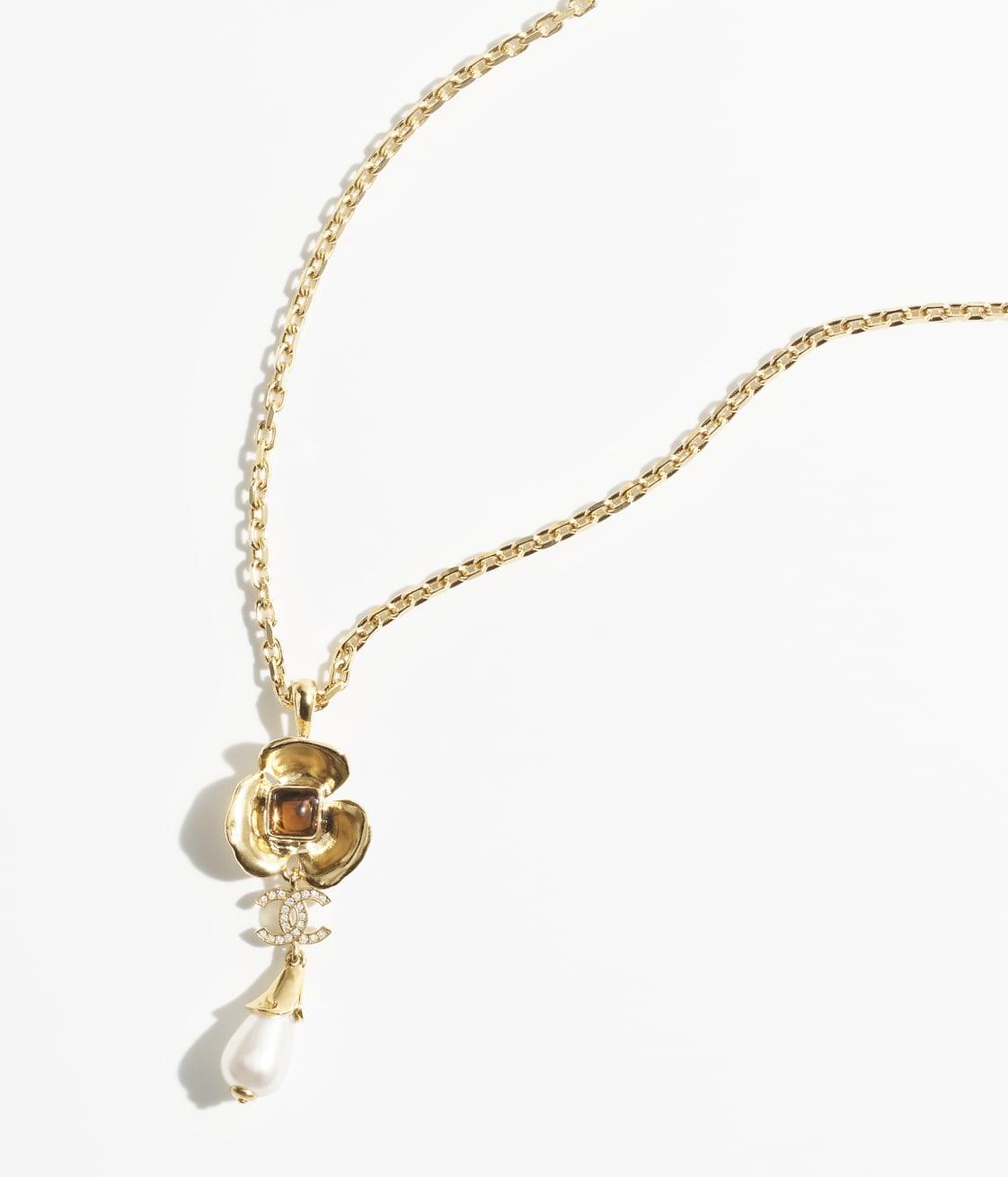 PENDANT NECKLACE