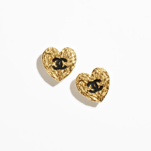 STUD EARRINGS