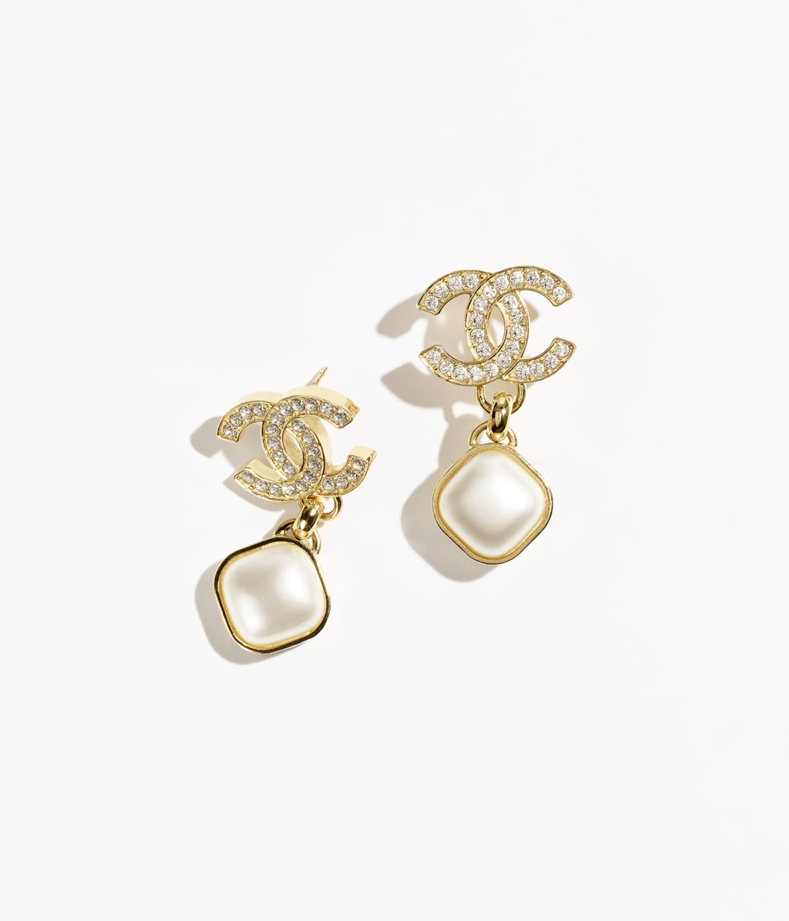 PENDANT EARRINGS