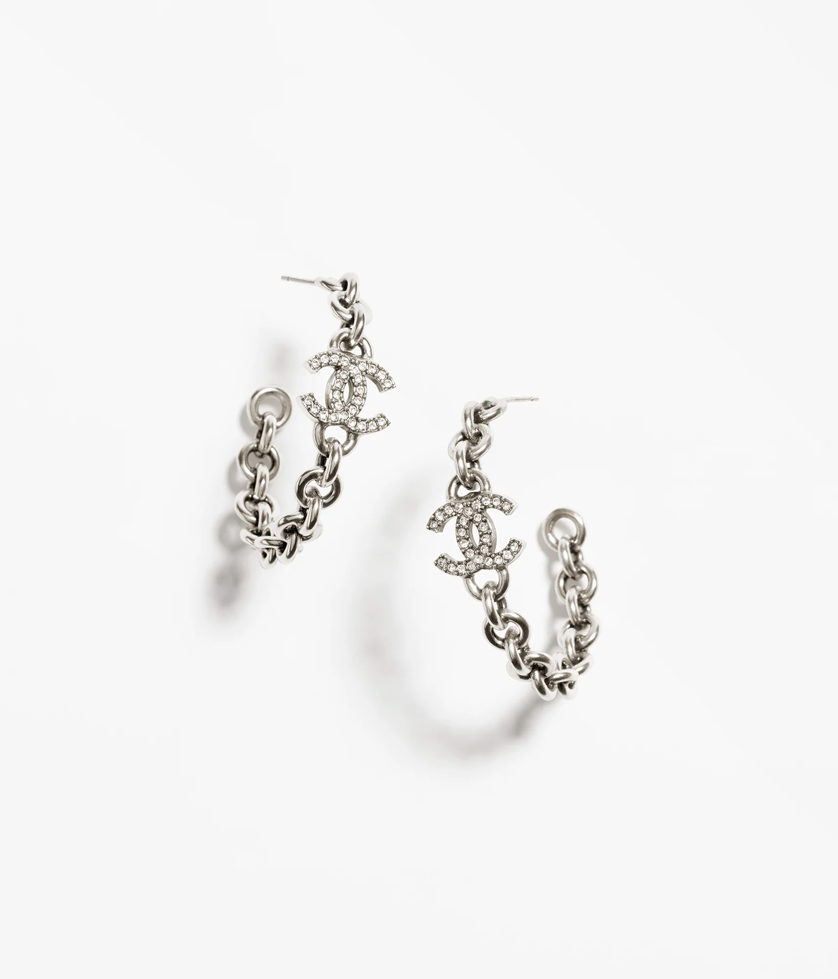 HOOP EARRINGS