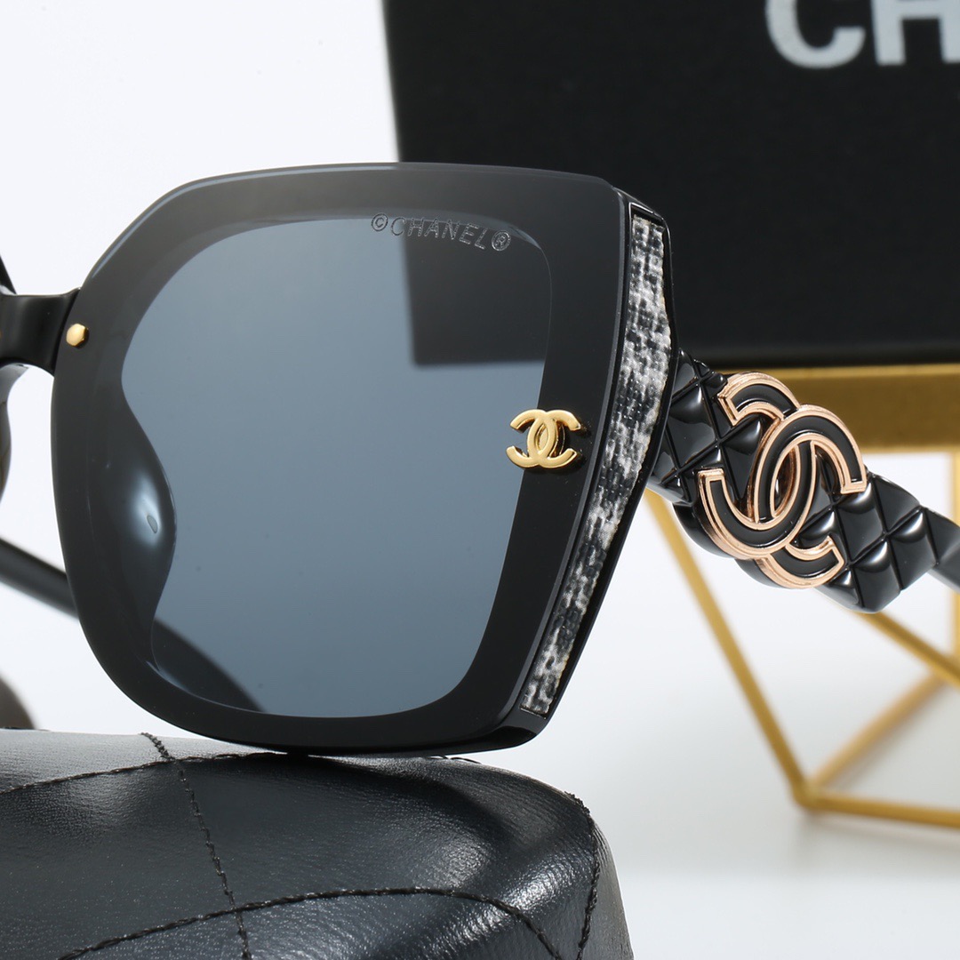4-Color Fashionable CC Sunglasses