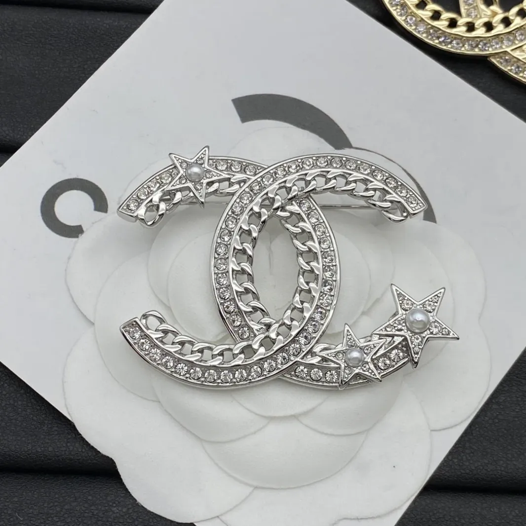 High quality CC brooch