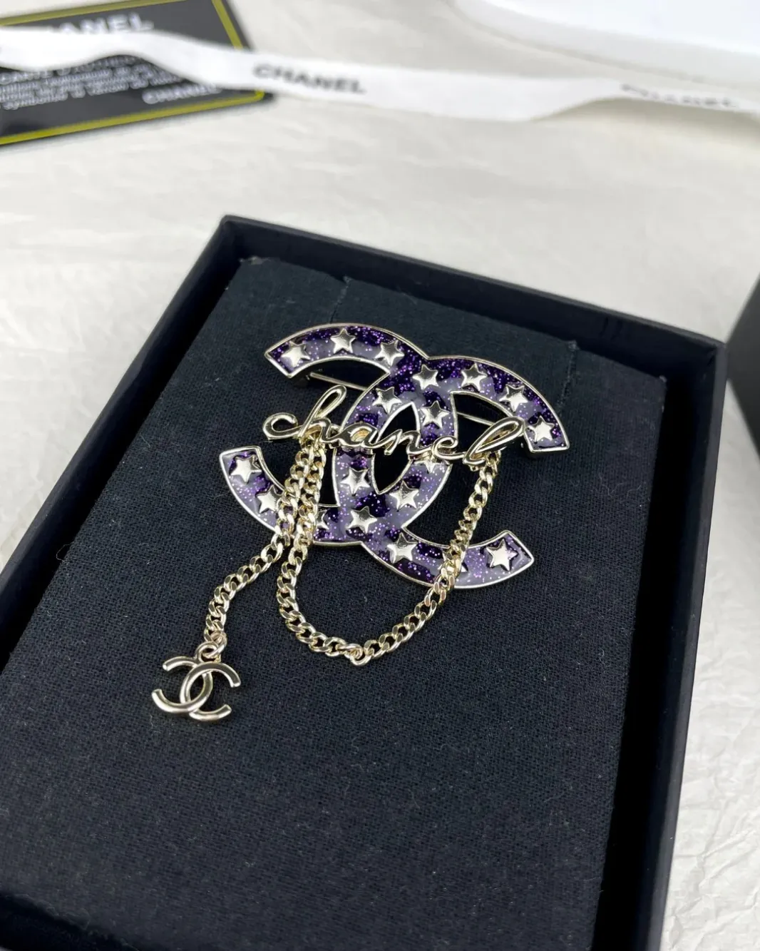 High quality Star CC brooch