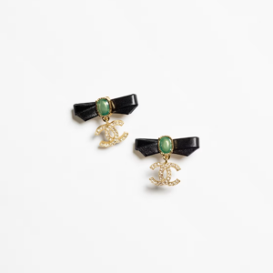PENDANT EARRINGS